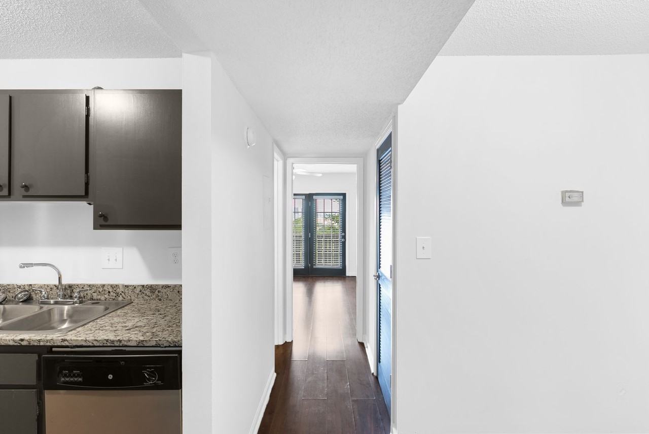 The Irish - Photo 7 of 50