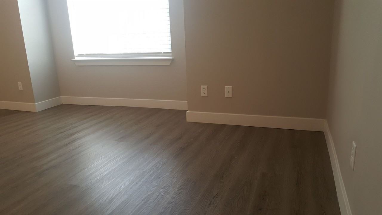 1680 Sky Mountain Drive - Photo 4 of 14