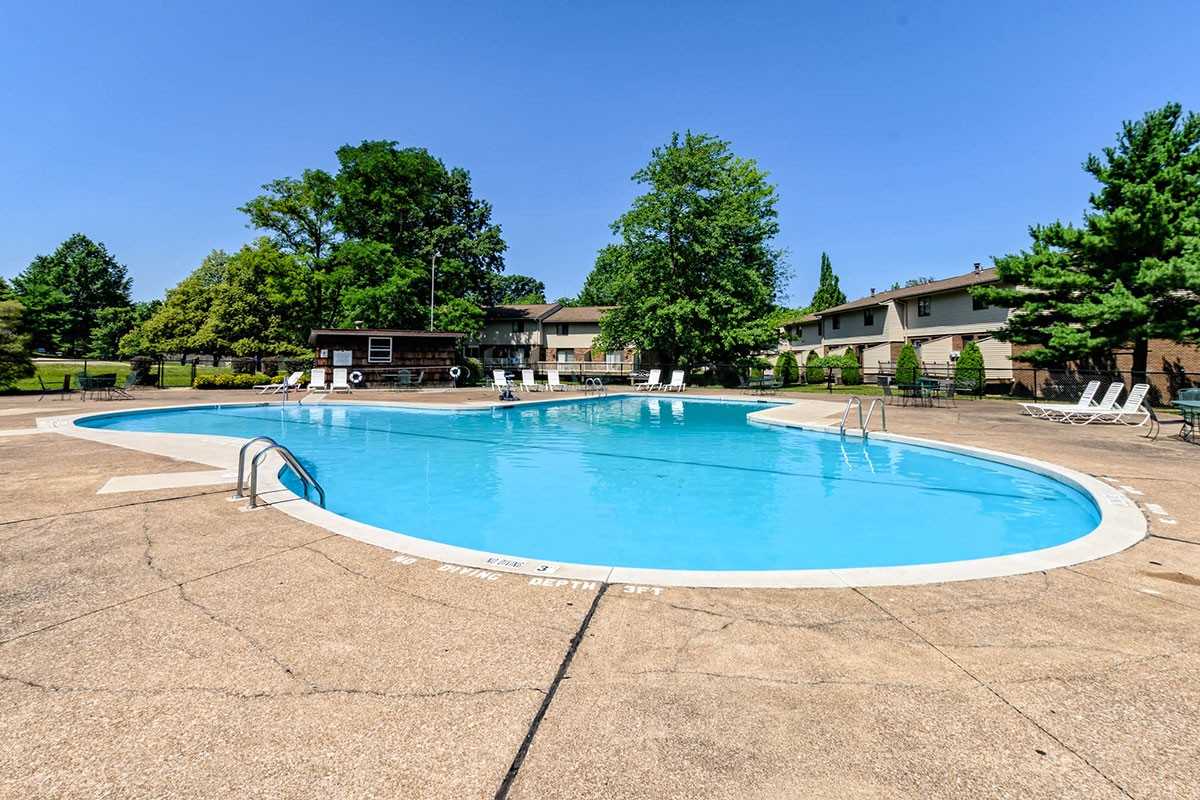 Willowood Village Apartments & Townhomes 2857 Willowood Dr, Erie, PA