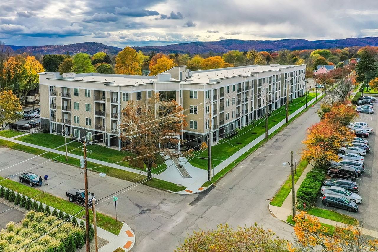 Six67 College Avenue - Photo 5 of 34