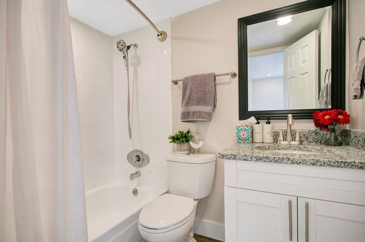 The Juliette | 1–2 Months Free on 1 Bedroom Apartments in Orlando - Photo 4 of 16