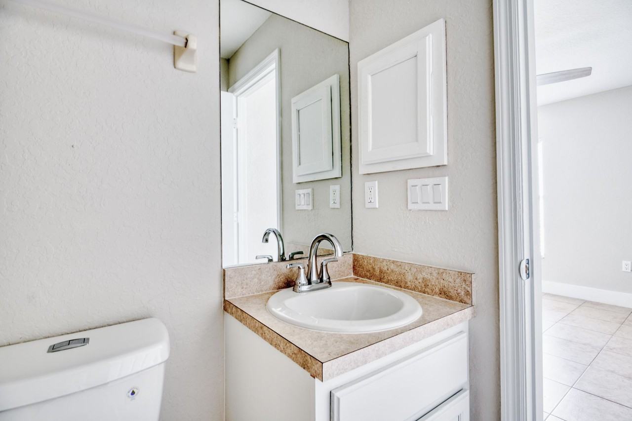 The Piquette Apartments | 3 Bedroom Apartments in Silver Springs, FL - Photo 4 of 40