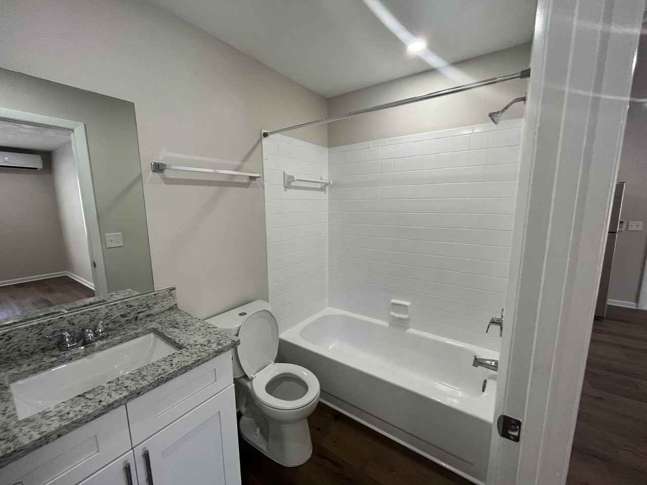 Rosemere Flats | 1 - Photo 3 of 12