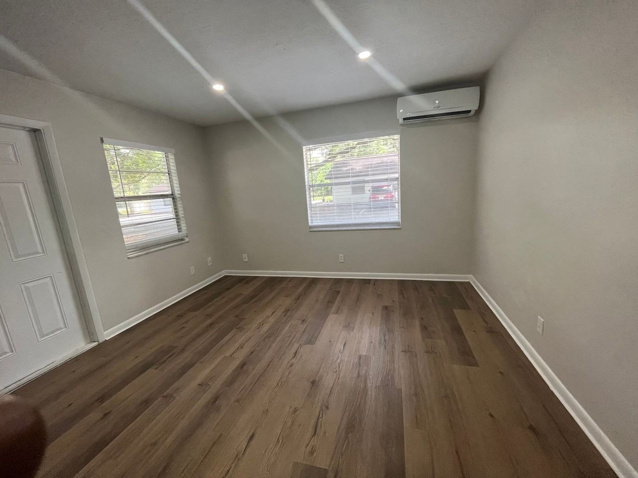 Rosemere Flats | 1 - Photo 5 of 12