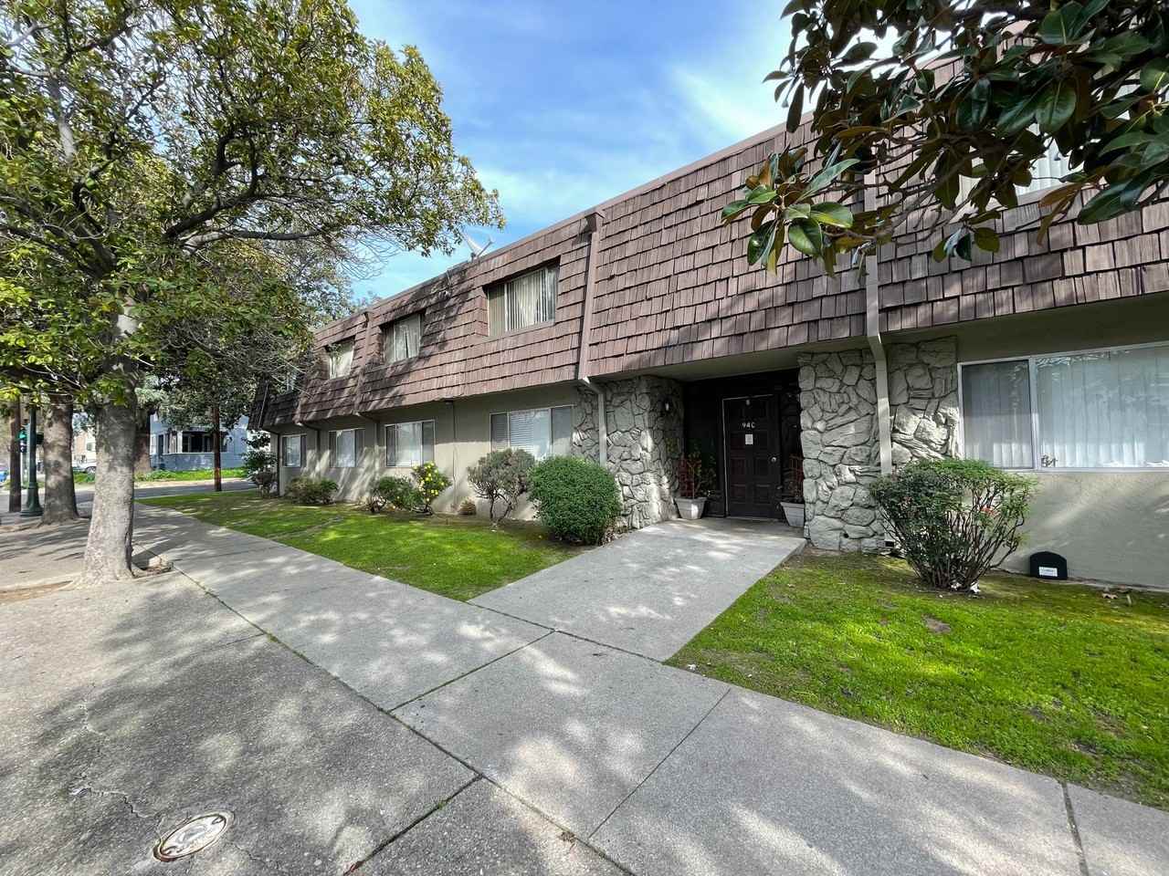 940 N San Joaquin Street - Photo 4 of 4