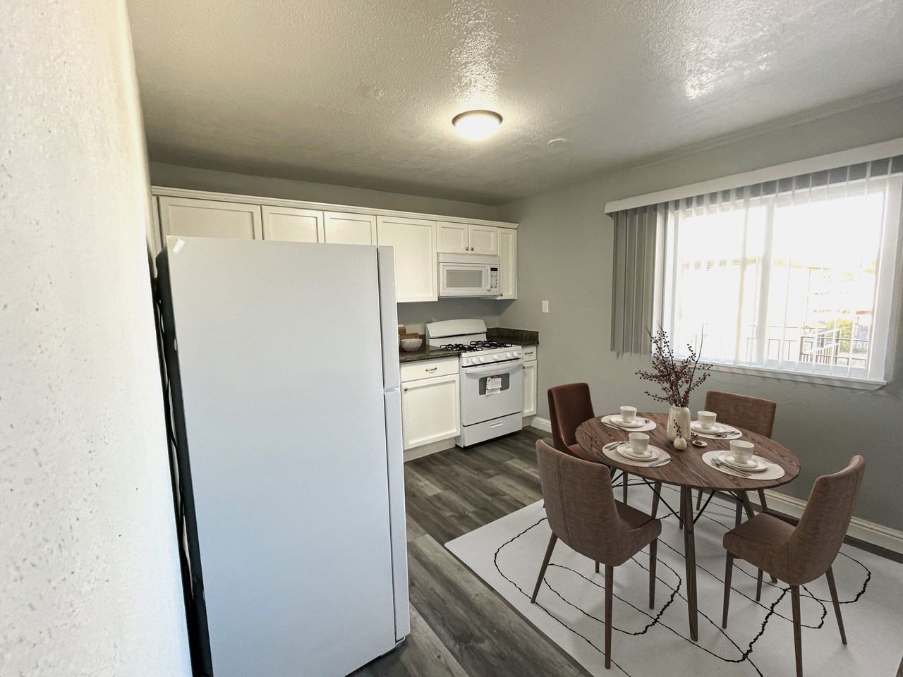 Gated Community in Arden/Arcade Area Apartments 2443 Wyda Way