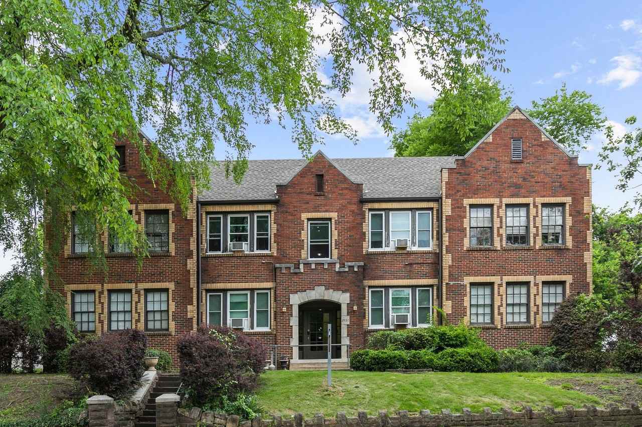 Clairmont Apartments - Photo 4 of 15