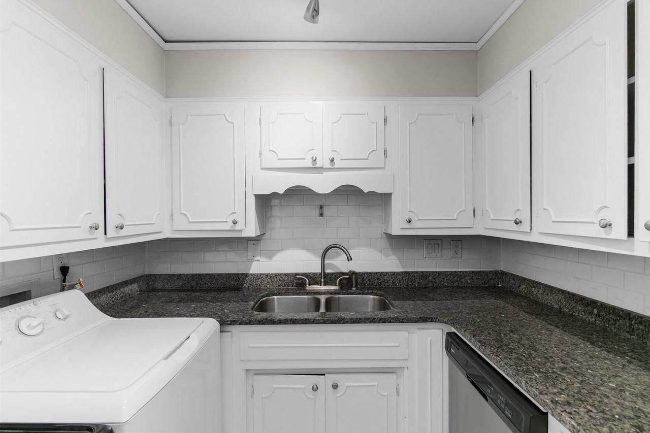 Donegal Place - Photo 5 of 16