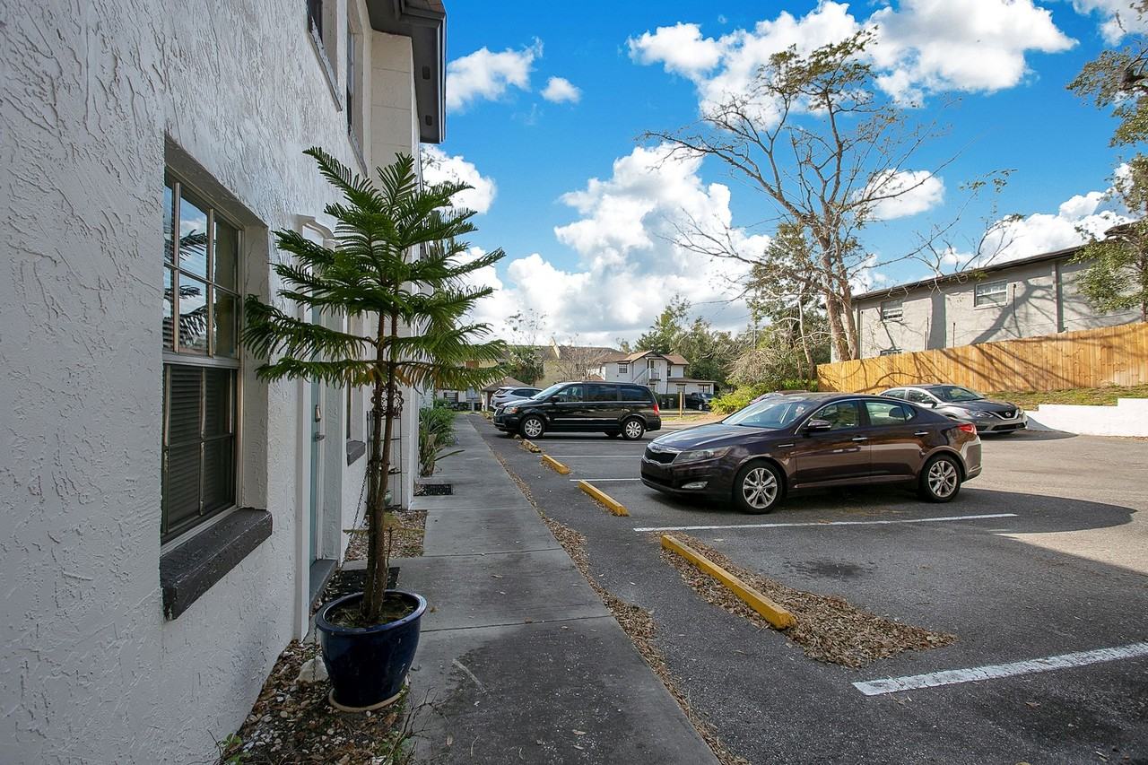 The Garden Apartments | 1 & 2 Bedroom Apartments in Orlando, FL - Photo 5 of 8