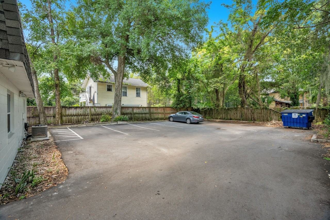 The Eulalie | 1 & 2 Bedroom Apartments in Orlando, FL - Photo 5 of 9