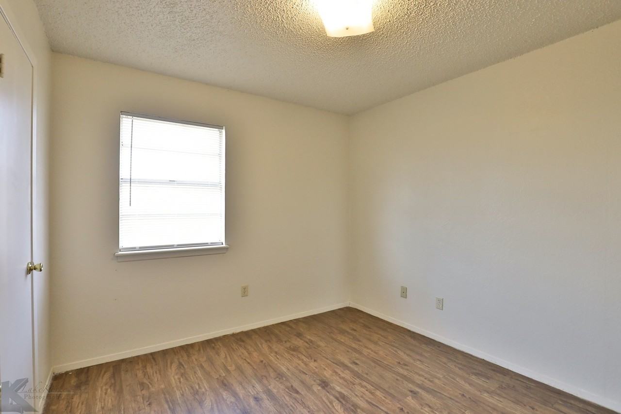 207 Taylor #6 - Photo 2 of 20