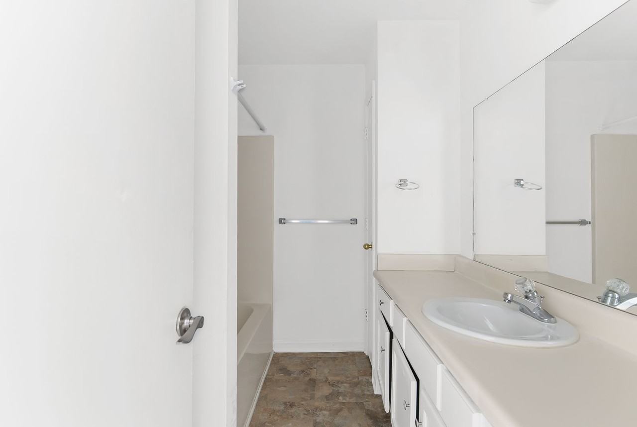 Summit on 34th - Photo 3 of 50