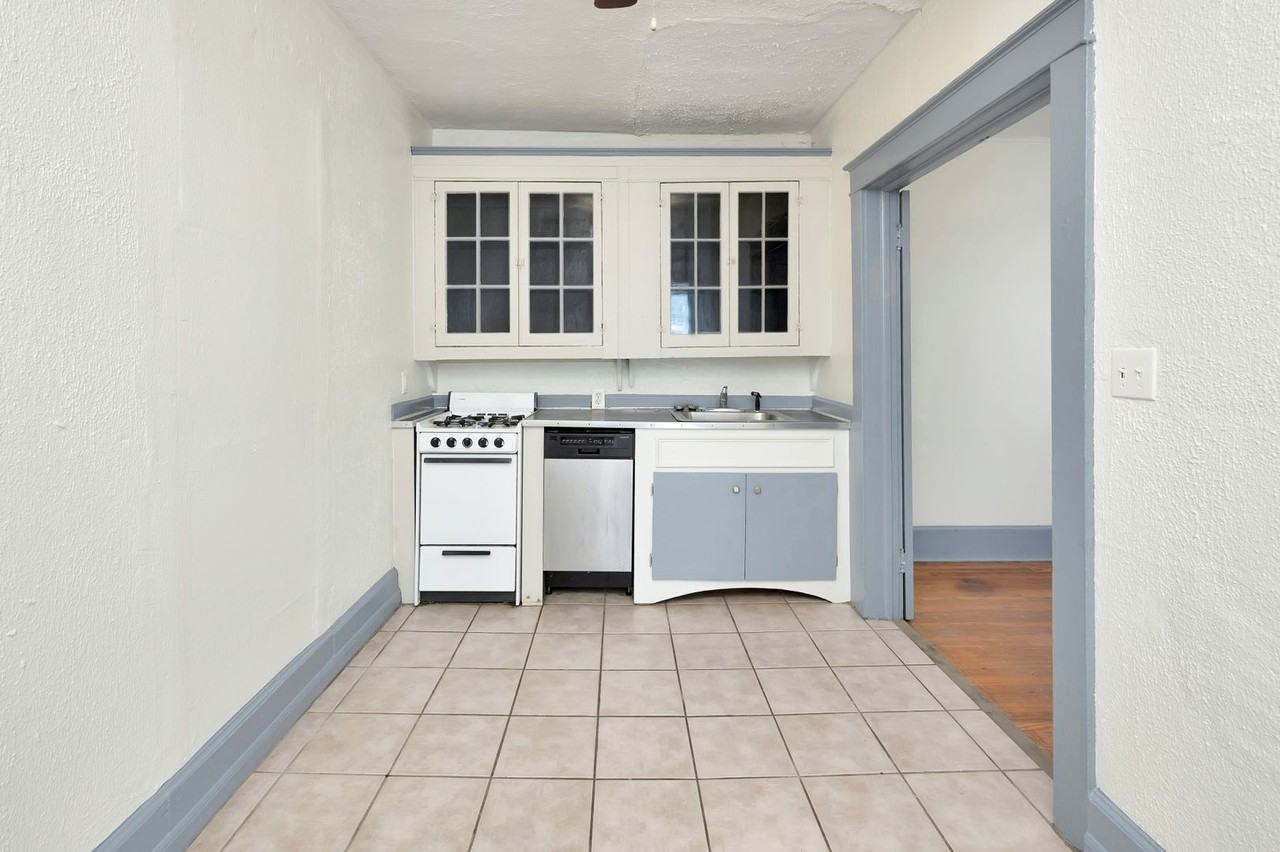 Tivoli - Photo 4 of 23