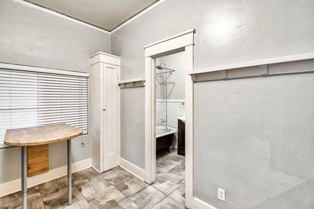 Celtic Arms | Modern Studio Apartments in Bankers Hill San Diego | Near Balboa Park & Downtown - Photo 5 of 14