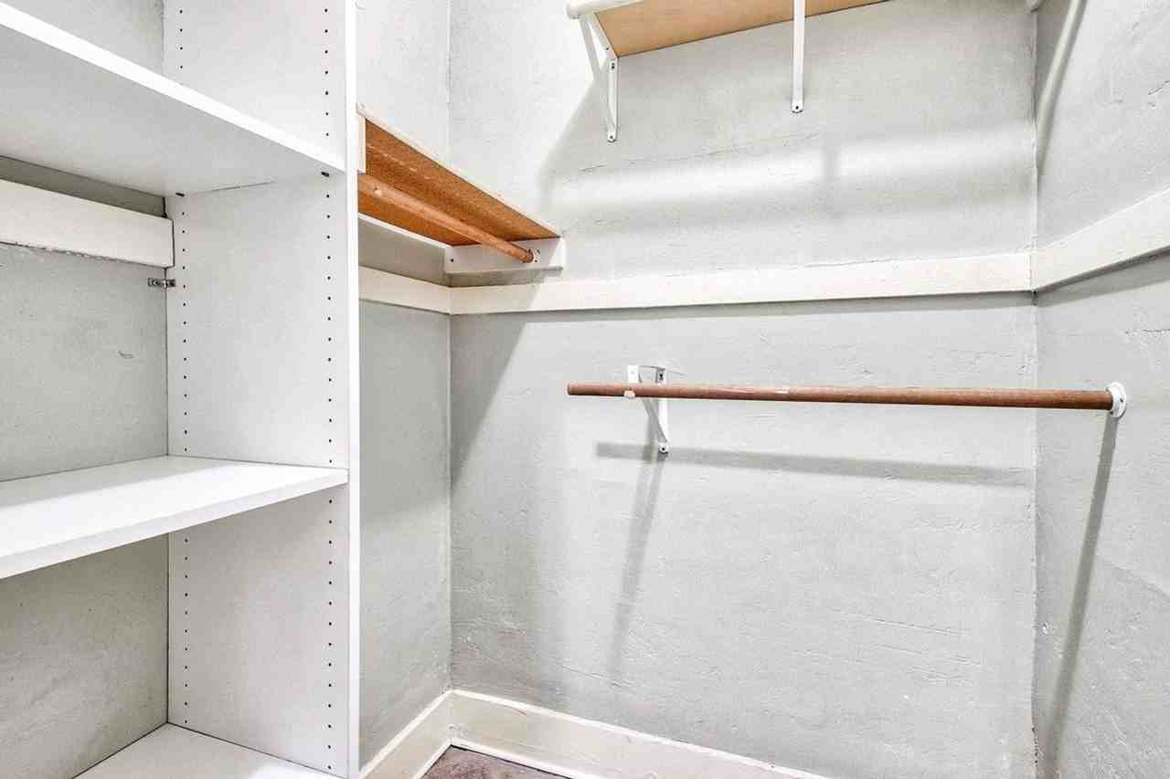 Celtic Arms | Modern Studio Apartments in Bankers Hill San Diego | Near Balboa Park & Downtown - Photo 6 of 14