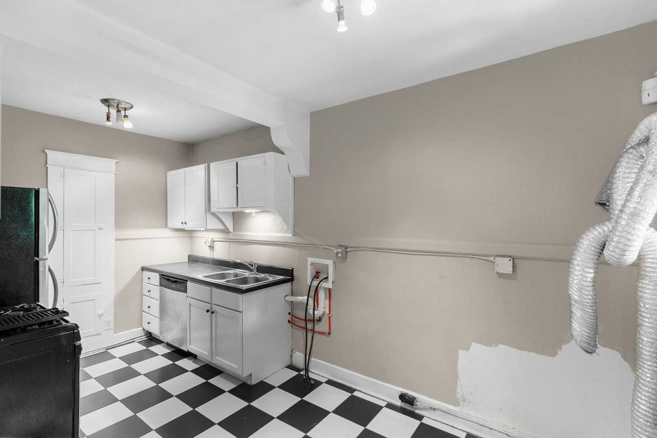 Flanagan Flats - Photo 5 of 19