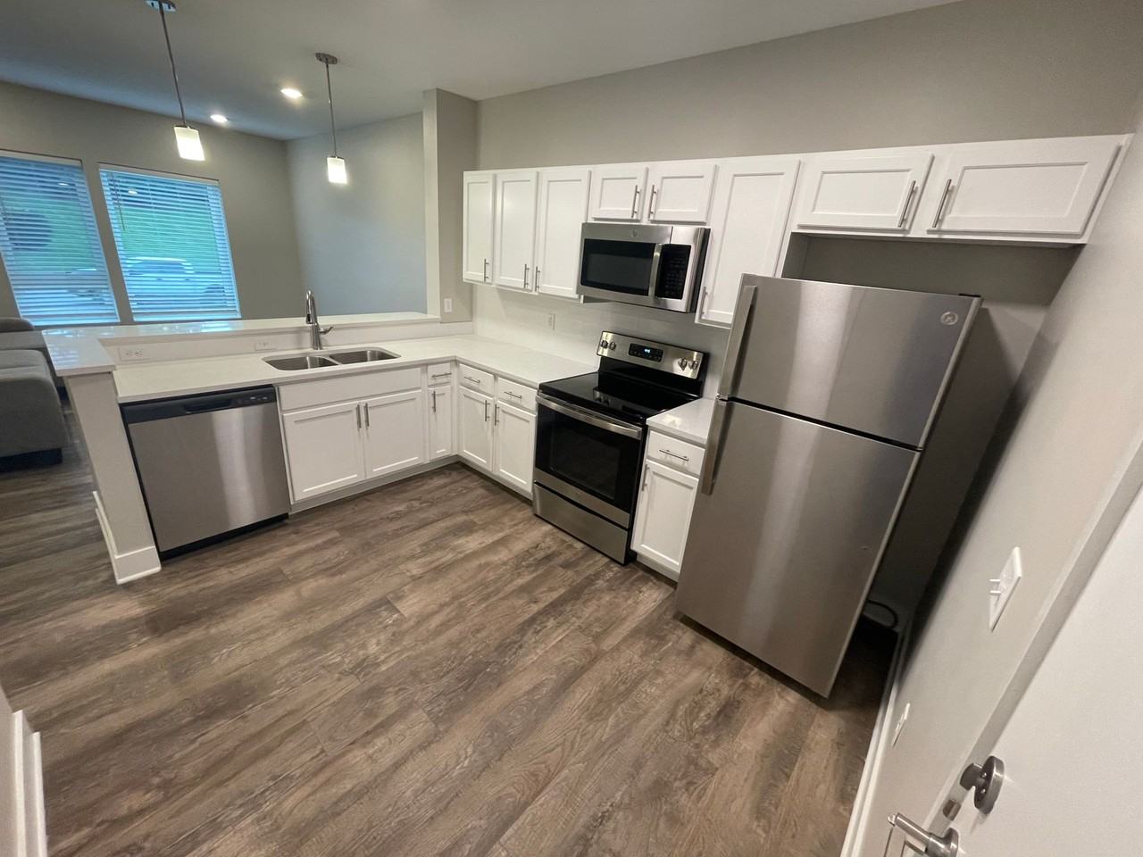 Hillside Manors - Photo 7 of 50