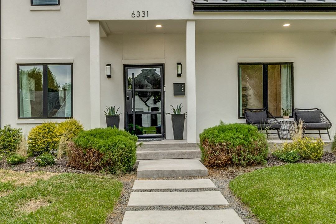 6331 Lakeshore Dr #NA - Photo 3 of 20