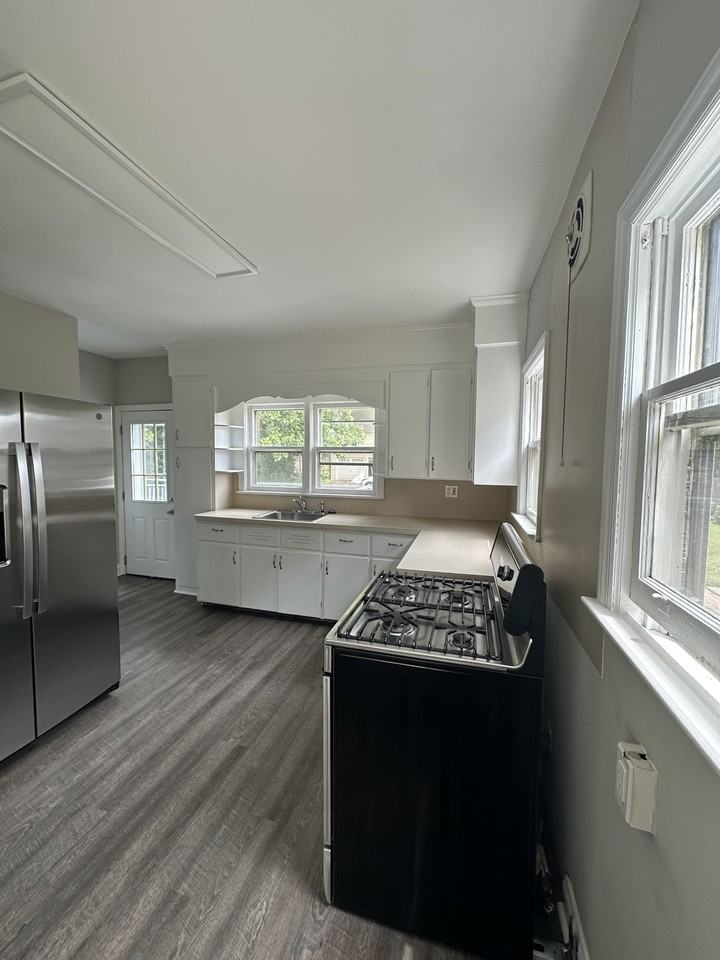 127 7th Ave #NA - Photo 2 of 17