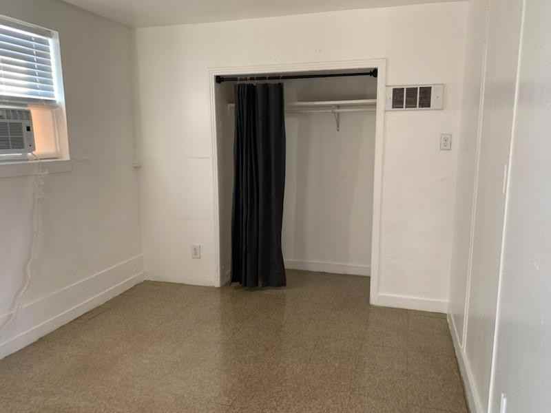 4422 N Clark Ave #NA - Photo 3 of 5