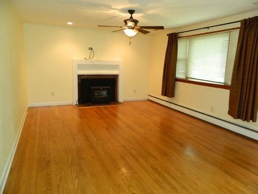 105 Hickory Ridge Rd - Photo 3 of 21