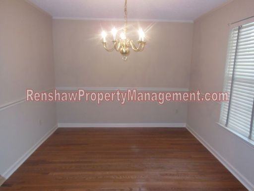 1815 Clunan Cove - Photo 3 of 10