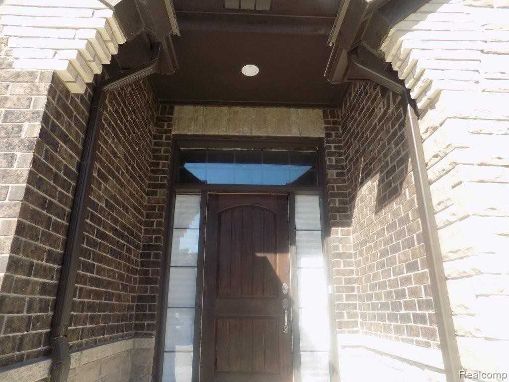 BRAND NEW BUILD. - Photo 2 of 7