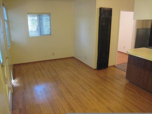 31145 Lincoln Rd - Photo 3 of 14