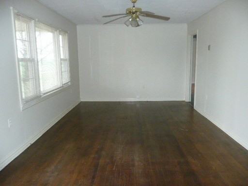 3030 River Rd - Photo 2 of 8