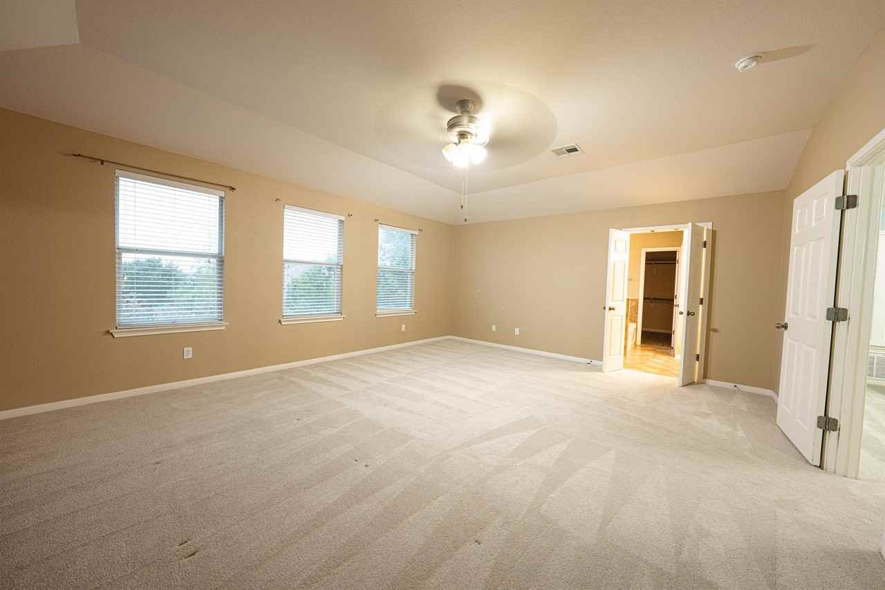 9517 Eagle Knl #1 - Photo 5 of 30