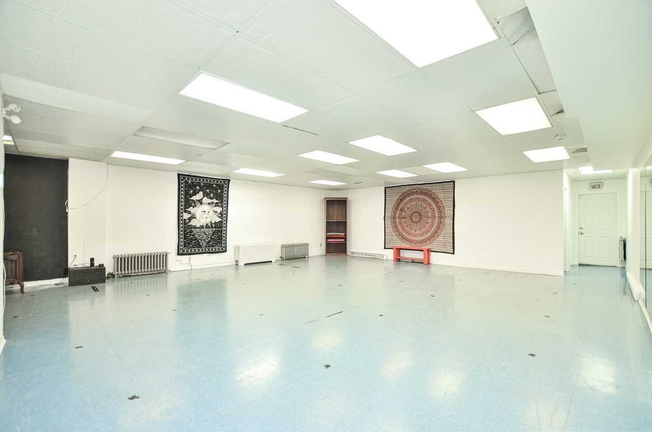 295 Rue Saint-Georges #1 - Photo 2 of 10