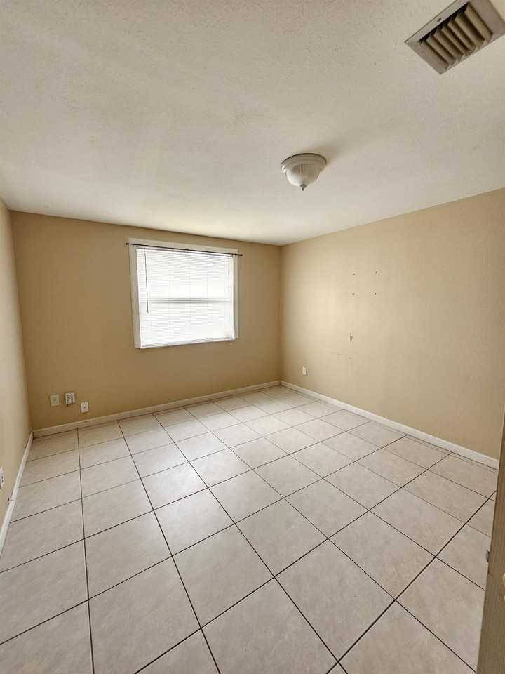 6979 Autrey Ave S #1 - Photo 4 of 18