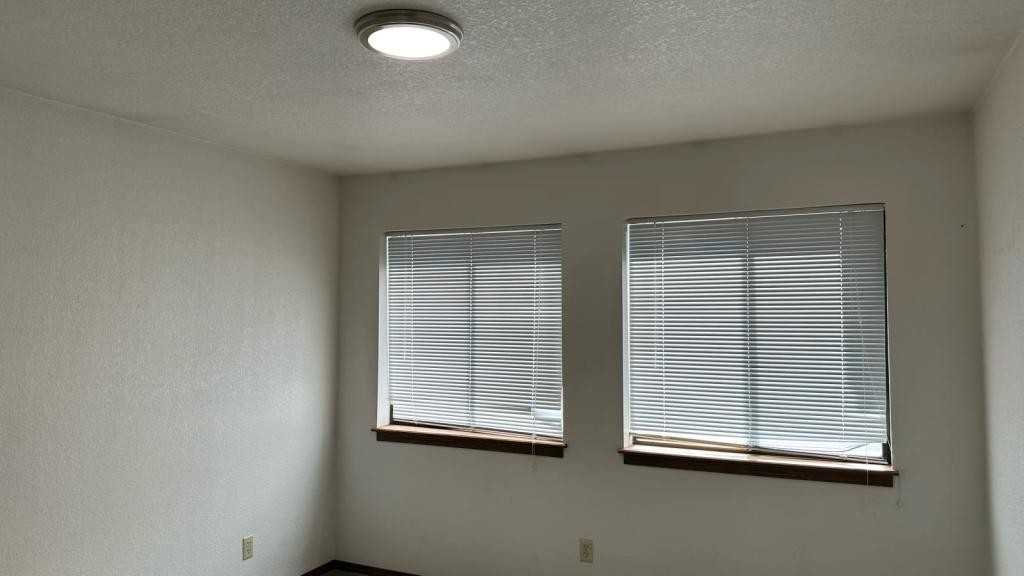 1627 Lahontan Ave - Photo 2 of 19