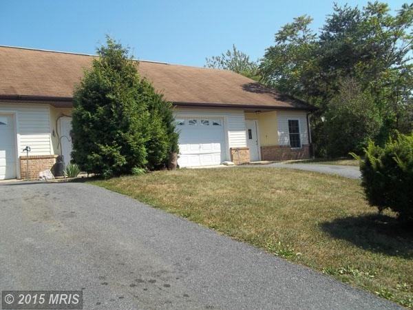 70 Briarwood Ln #3 - Photo 3 of 3