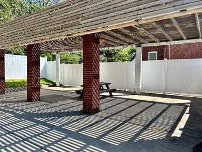 4809 N Knoxville Ave #2GL