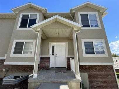 866 N Sapphire St #1 - Photo 2 of 50