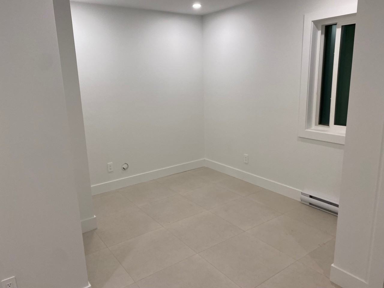 2738 Ward Street - Photo 5 of 13