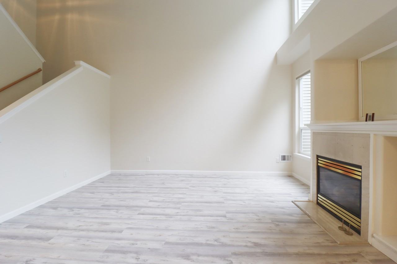 20831 28th Ave W #B - Photo 3 of 26