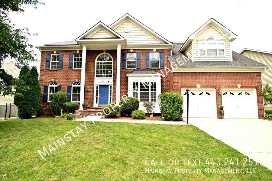 13212 Oystercatcher Ln - Photo 3 of 50