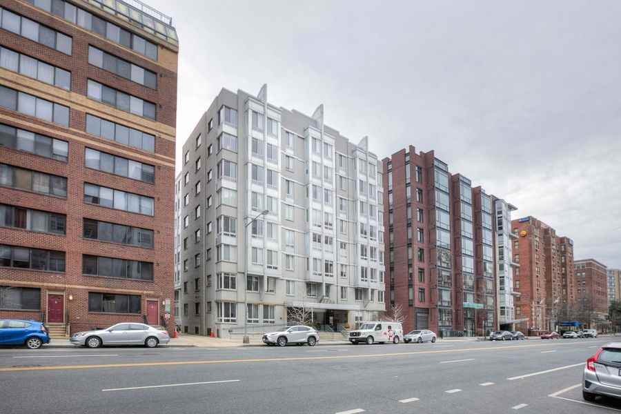 1225 13th St Nw #303 - Photo 2 of 30