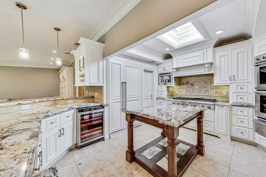 141 N Castanya Way - Photo 3 of 50