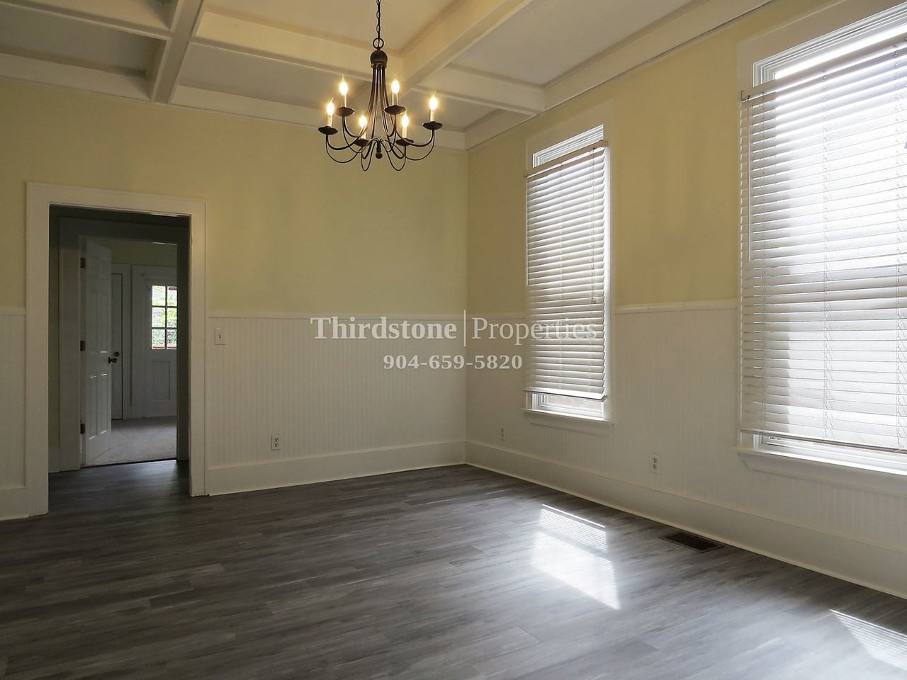 212 E 6th St - Photo 3 of 27