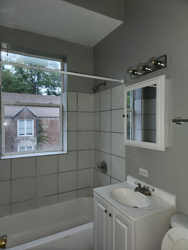 6530 S Union Ave #1 - Photo 2 of 7