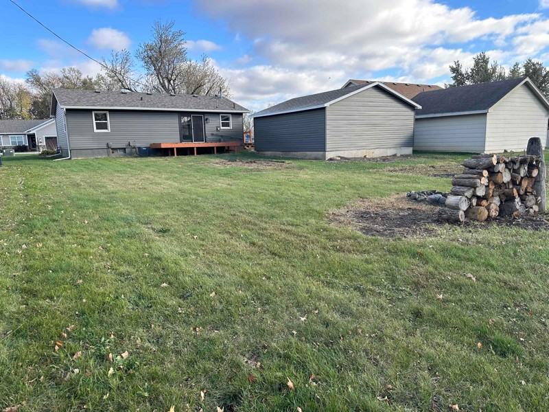 118 N Maple Ave - Photo 2 of 10