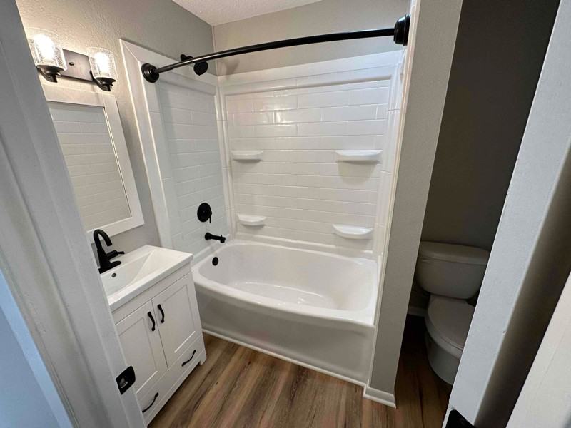 118 N Maple Ave - Photo 3 of 10