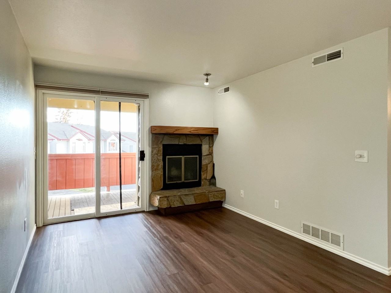 10260 Jamestown Dr #1 - Photo 5 of 21