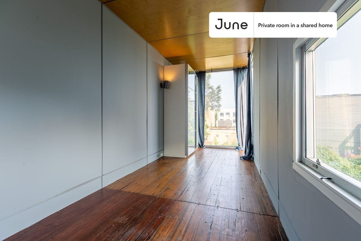 3305 7th Street Northeast #A - Photo 6 of 19