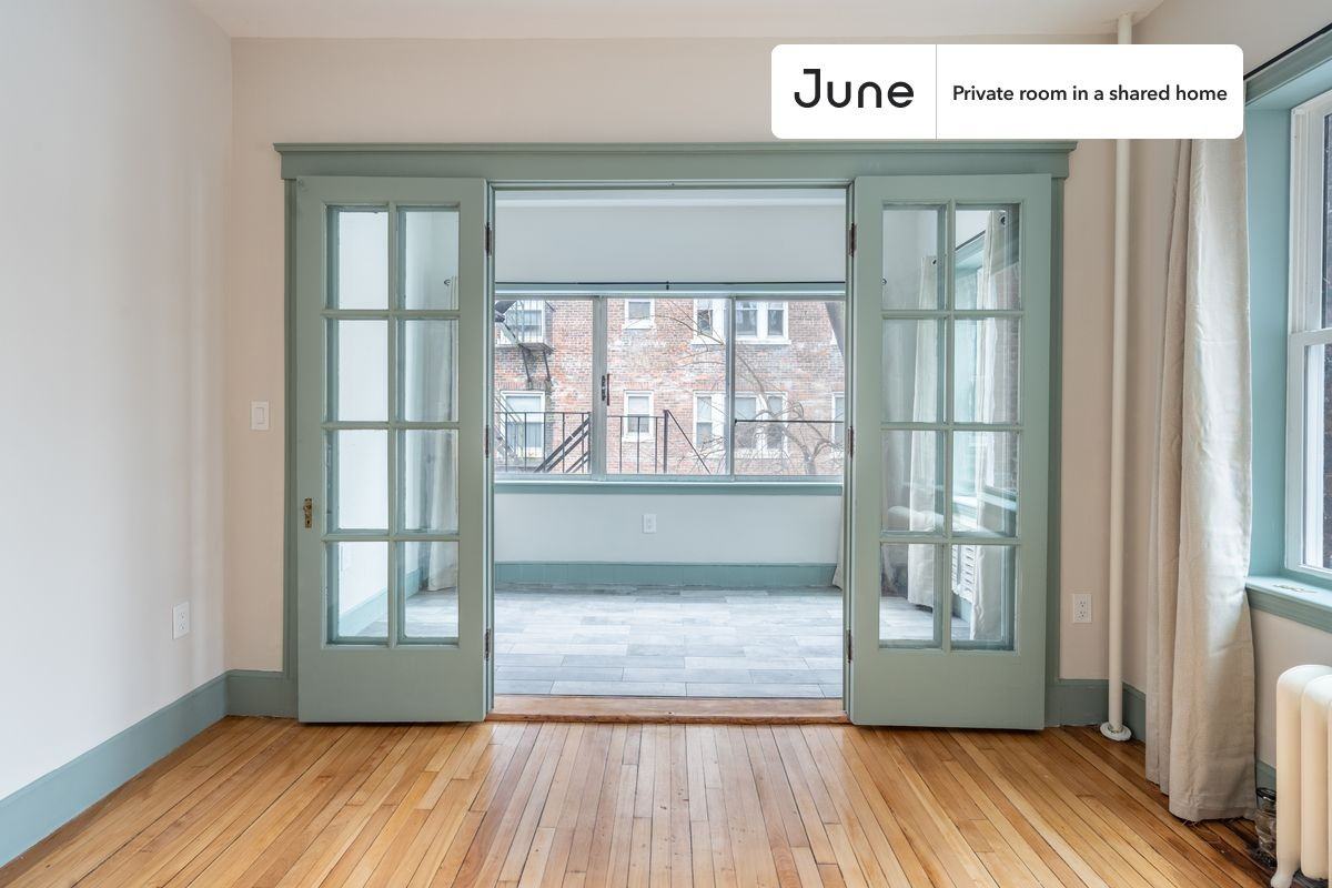 100 Washington St #A - Photo 2 of 17