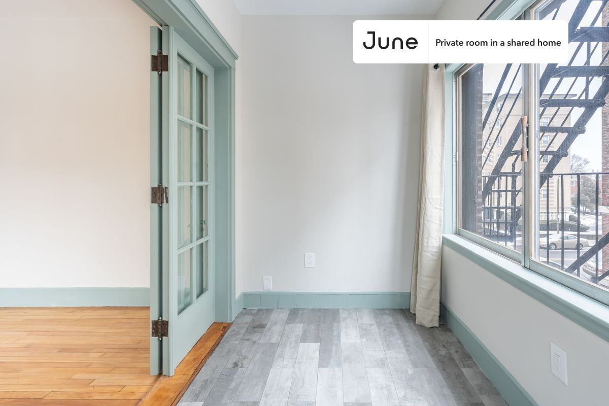 100 Washington St #A - Photo 4 of 17