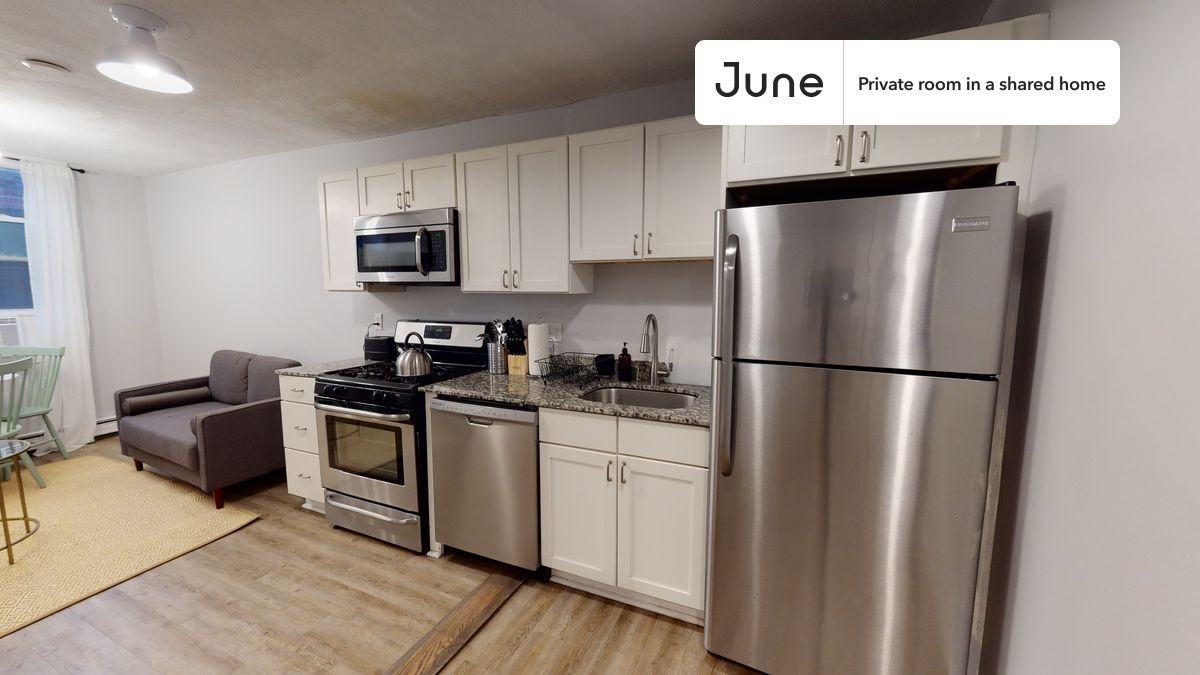 36 N Bennet St #B - Photo 5 of 9